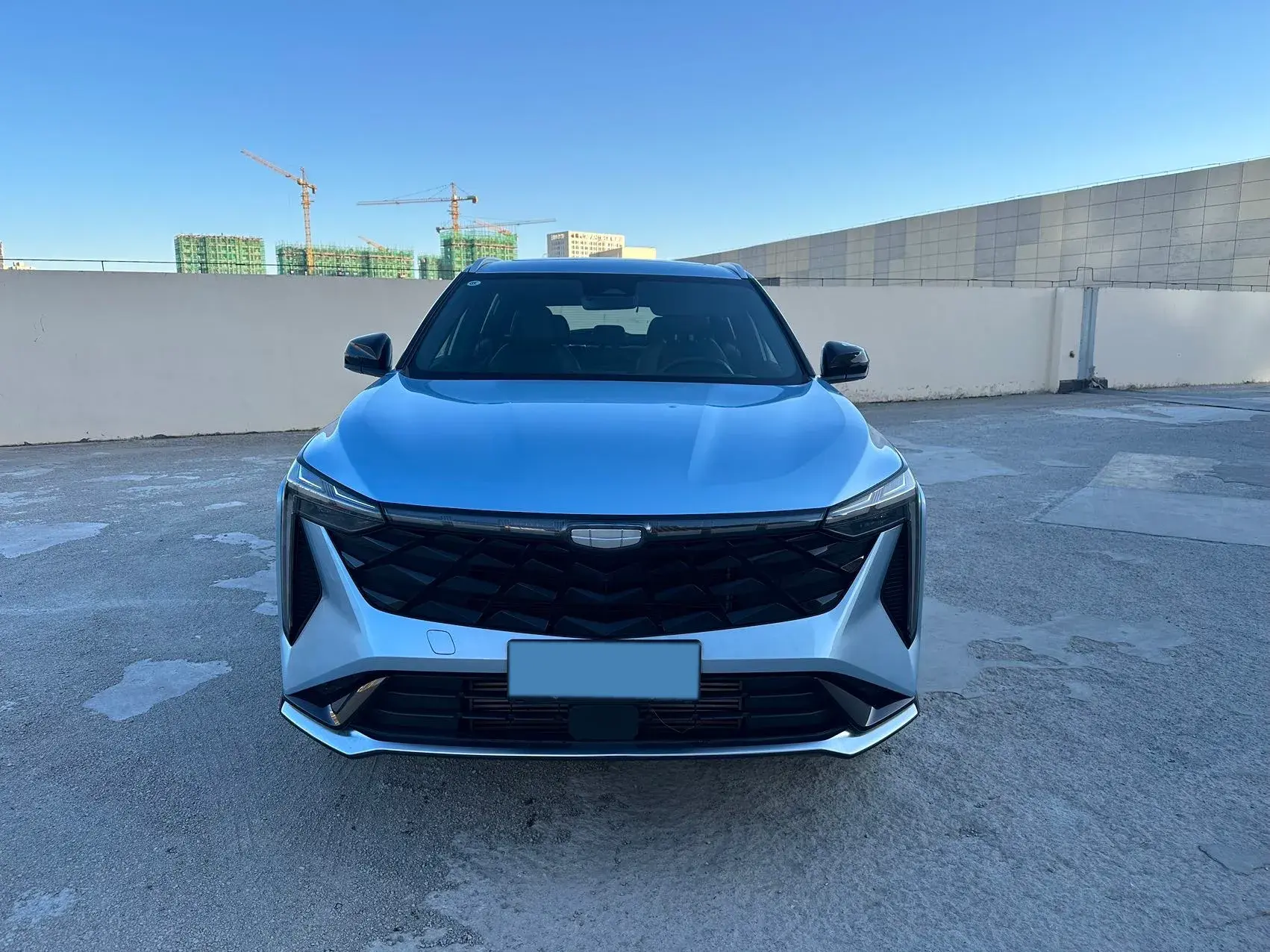 2023 GEELY AZKARRA thumbnail 3