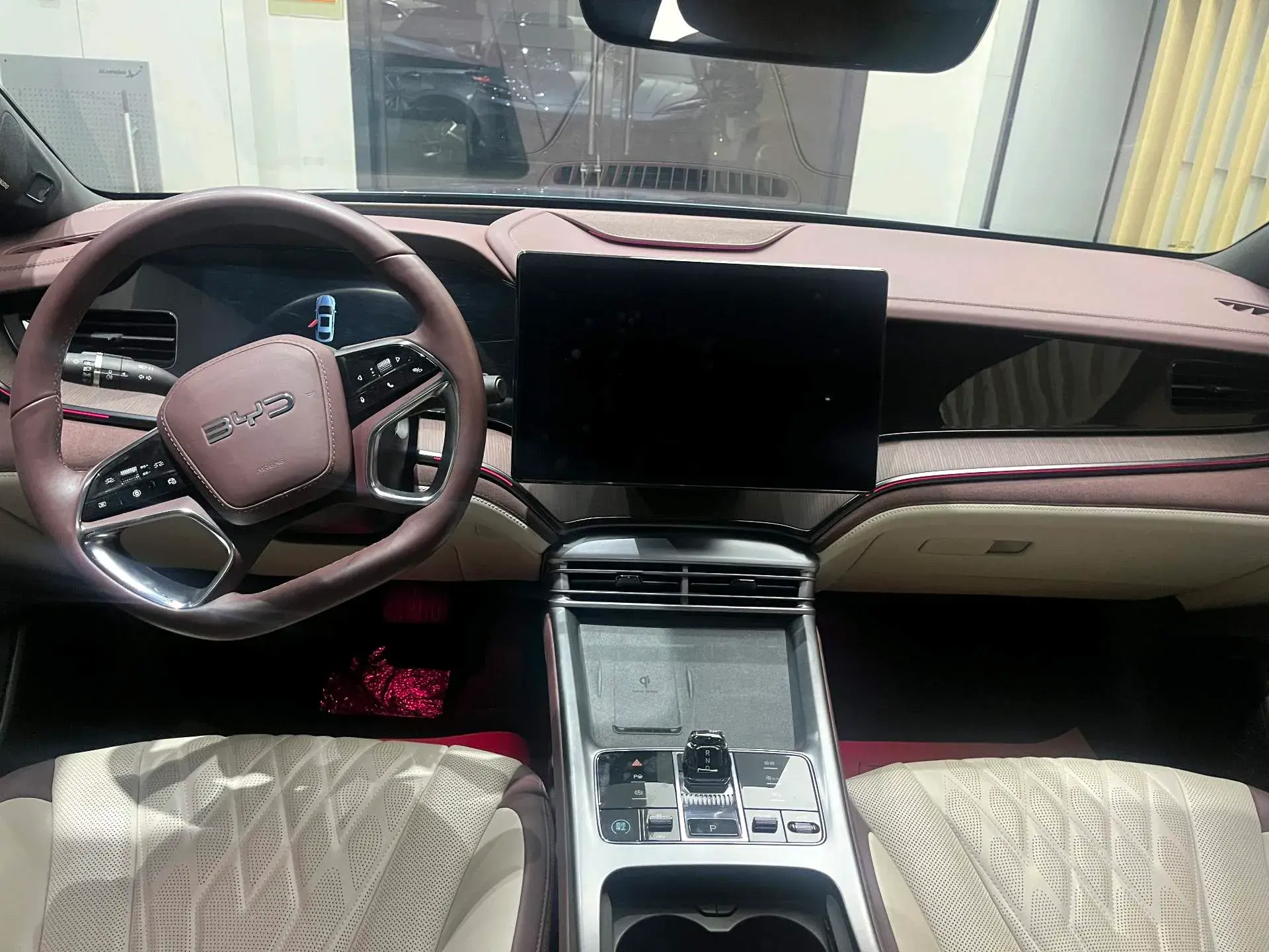 2023 BYD SEAL thumbnail 4