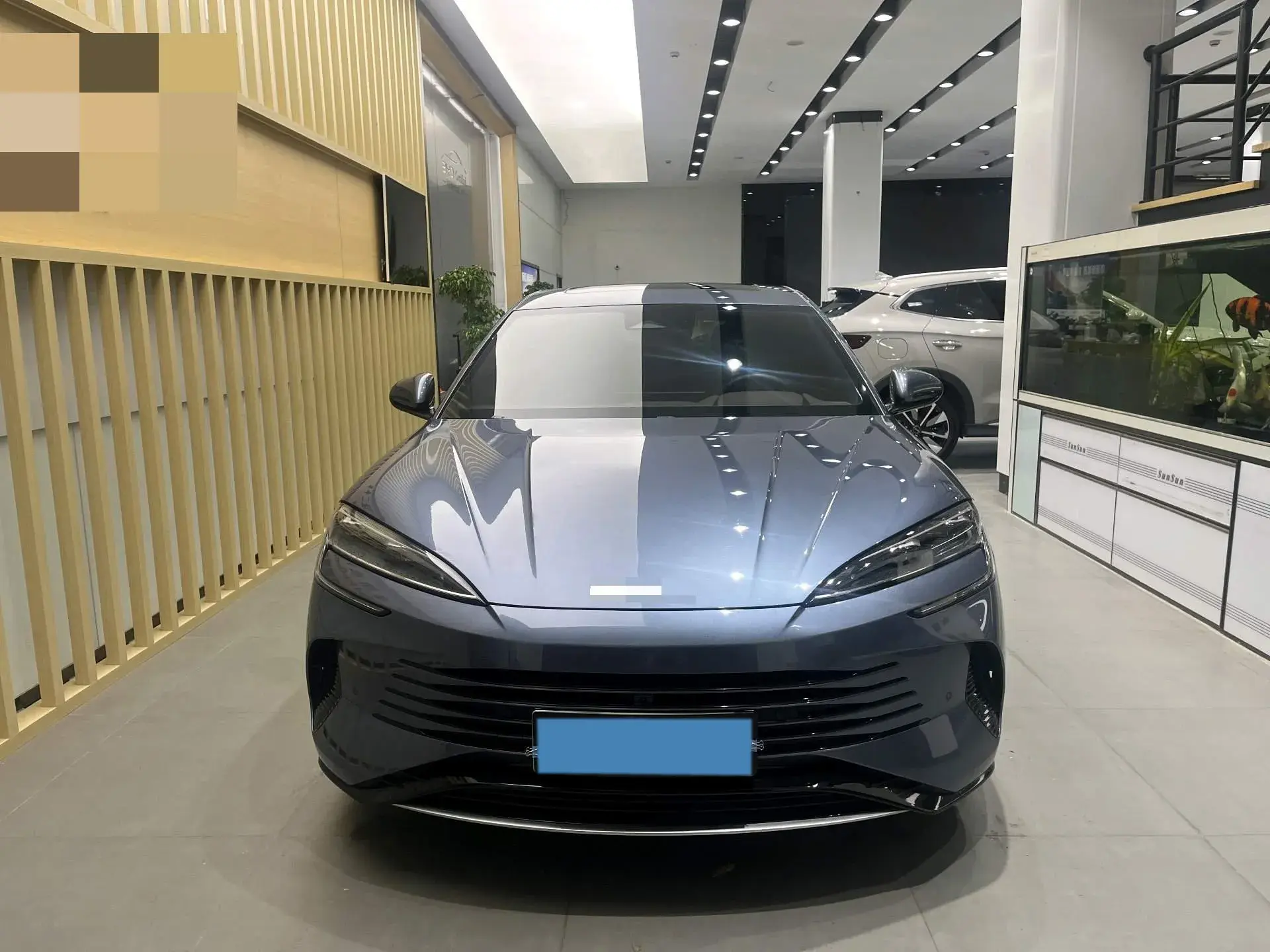 2023 BYD SEAL thumbnail 2