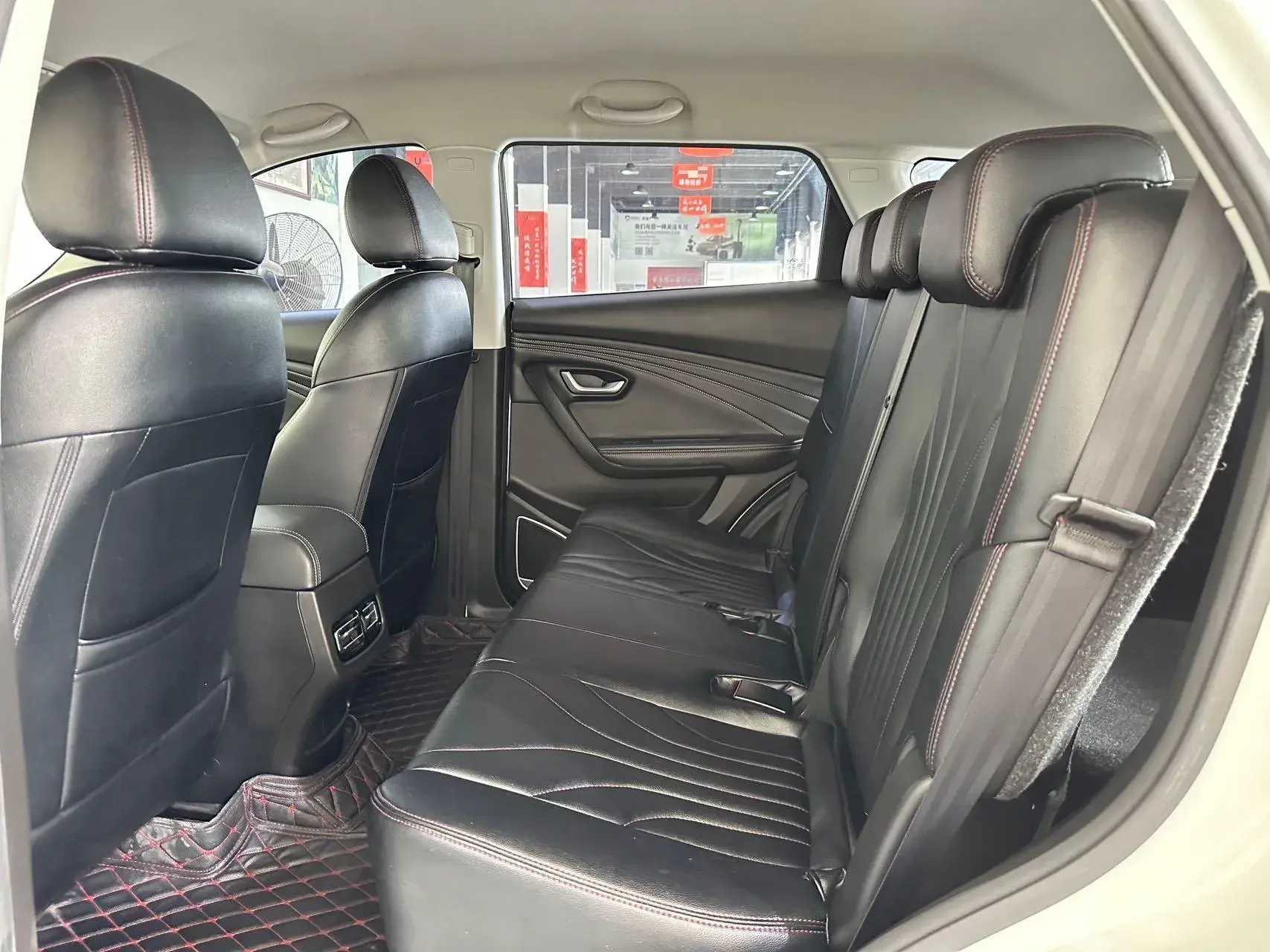 2021 JETOUR X70M thumbnail 4