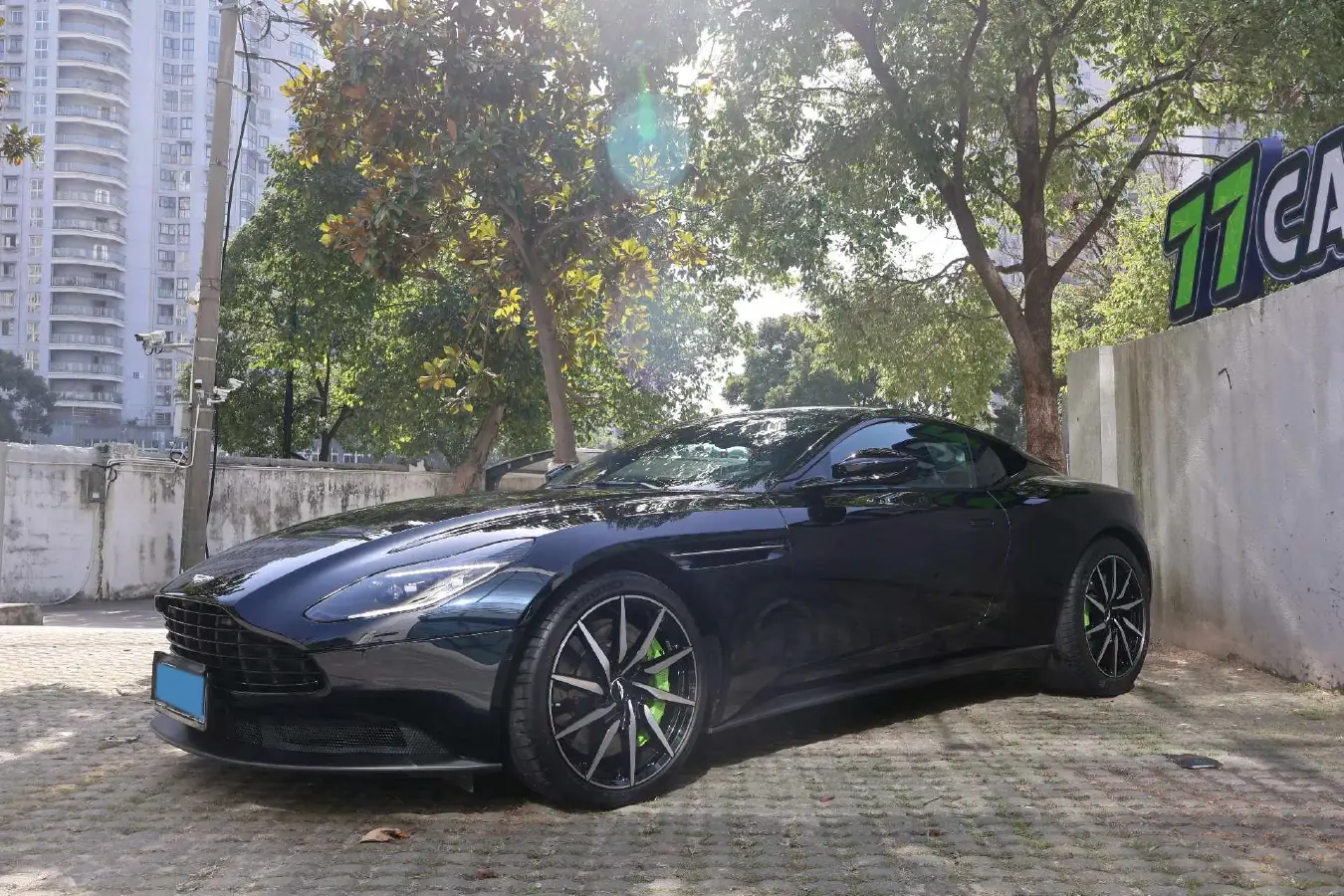 2019 Aston Martin DB11 4.0T 510HP V8 8AT