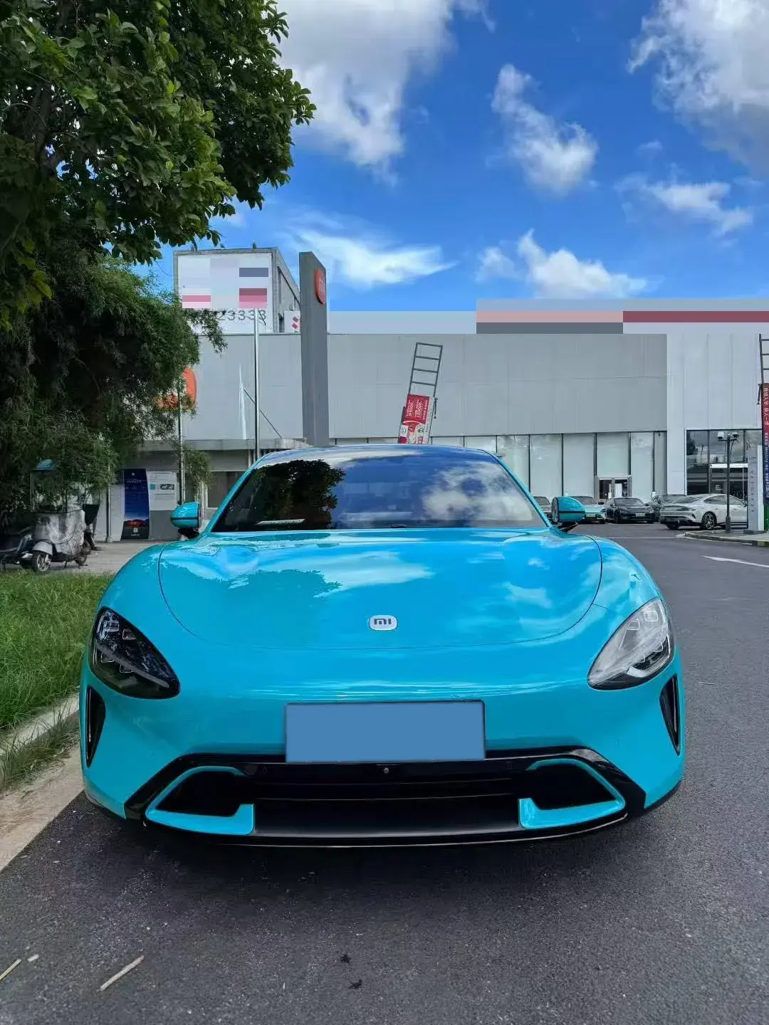 2024 MI SU7 thumbnail 2