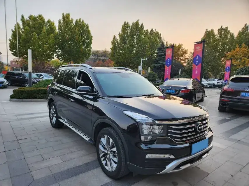 2017 GAC TRUMPCHI thumbnail 3