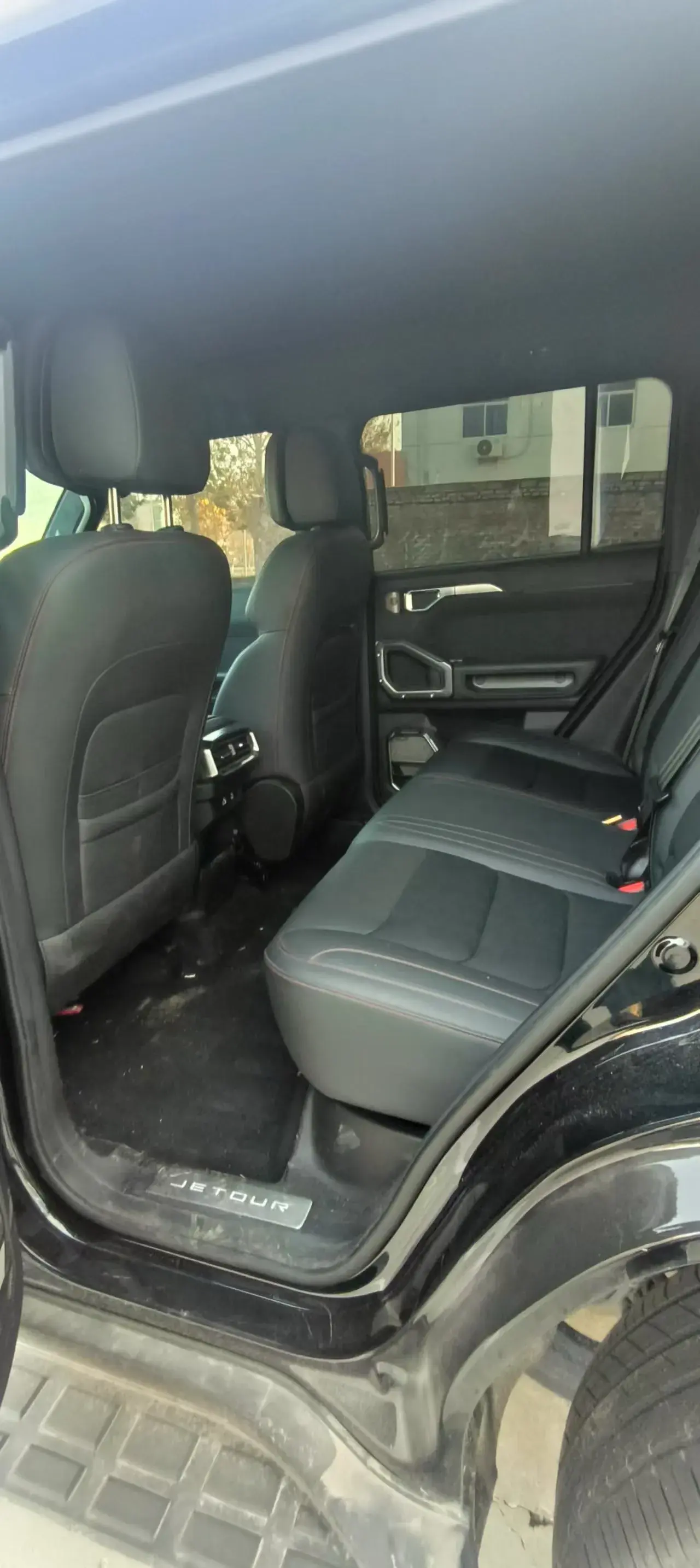 2023 JETOUR T2 thumbnail 4