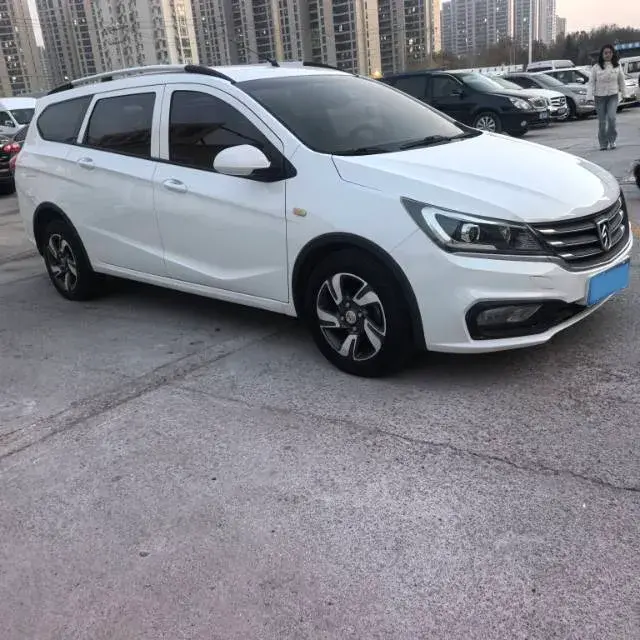 2019 BAOJUN 530 thumbnail 4