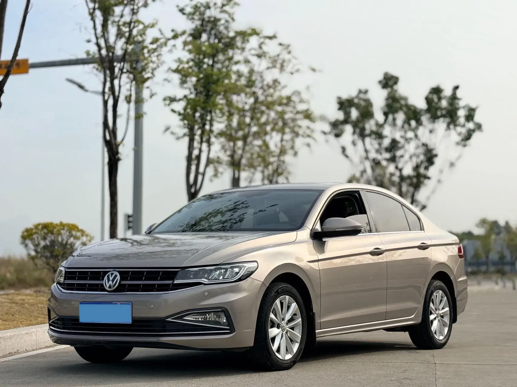 2019 VOLKSWAGEN BORA view 1