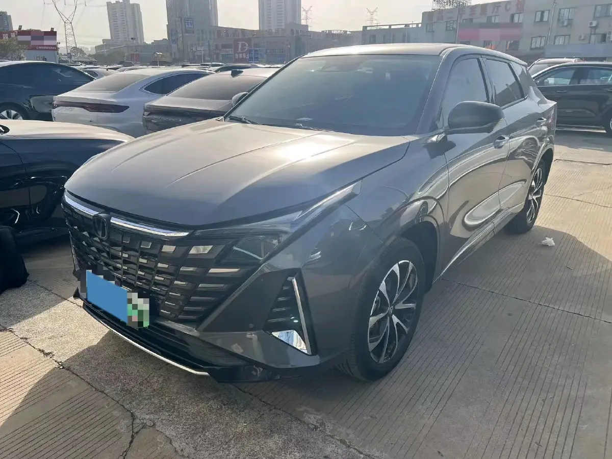 2024 ChangAn UNI-Z 1.5L 98HP L4 E-CVT PHEV 18.4KWH