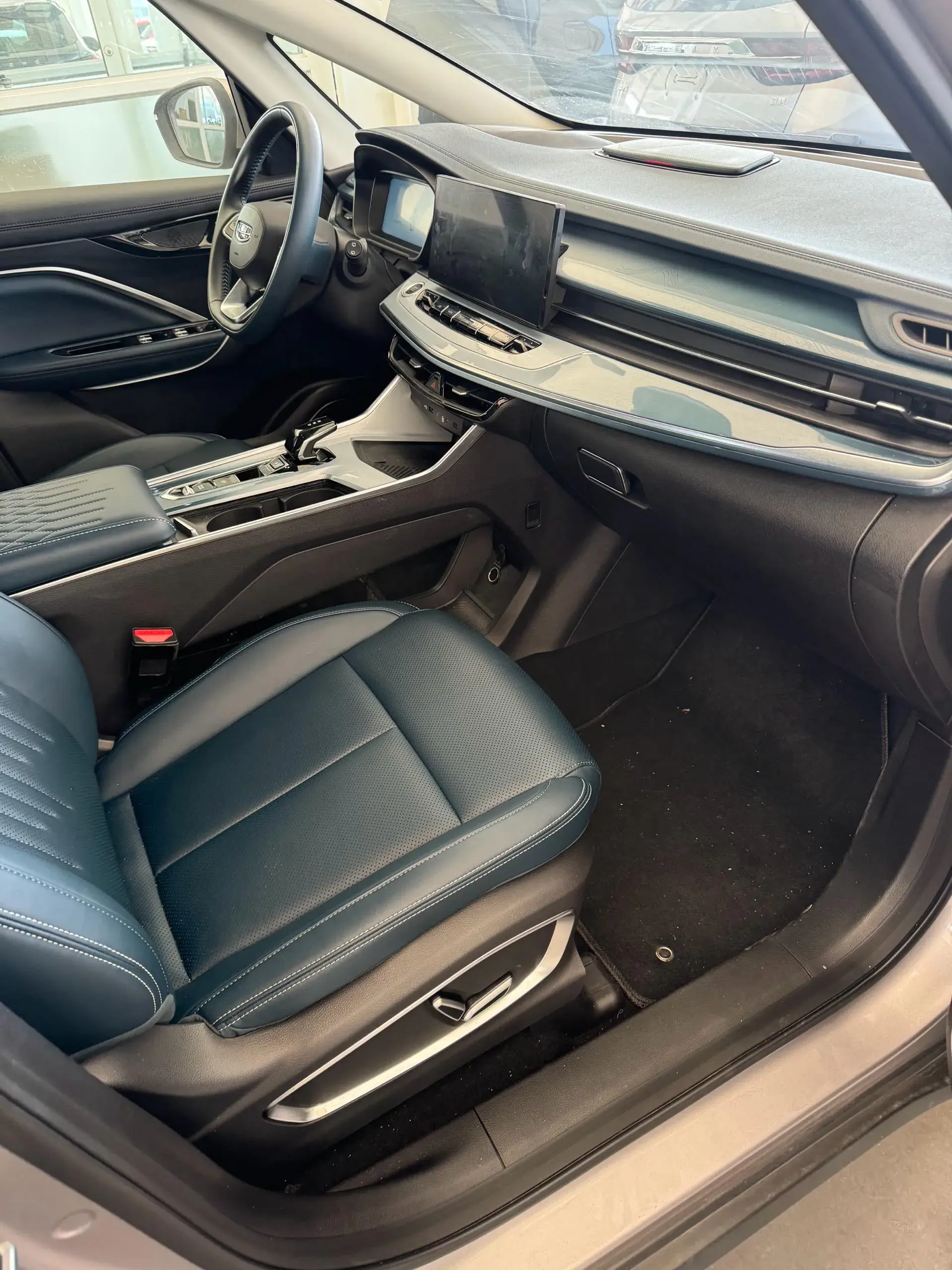 2023 GEELY JIAJI thumbnail 3