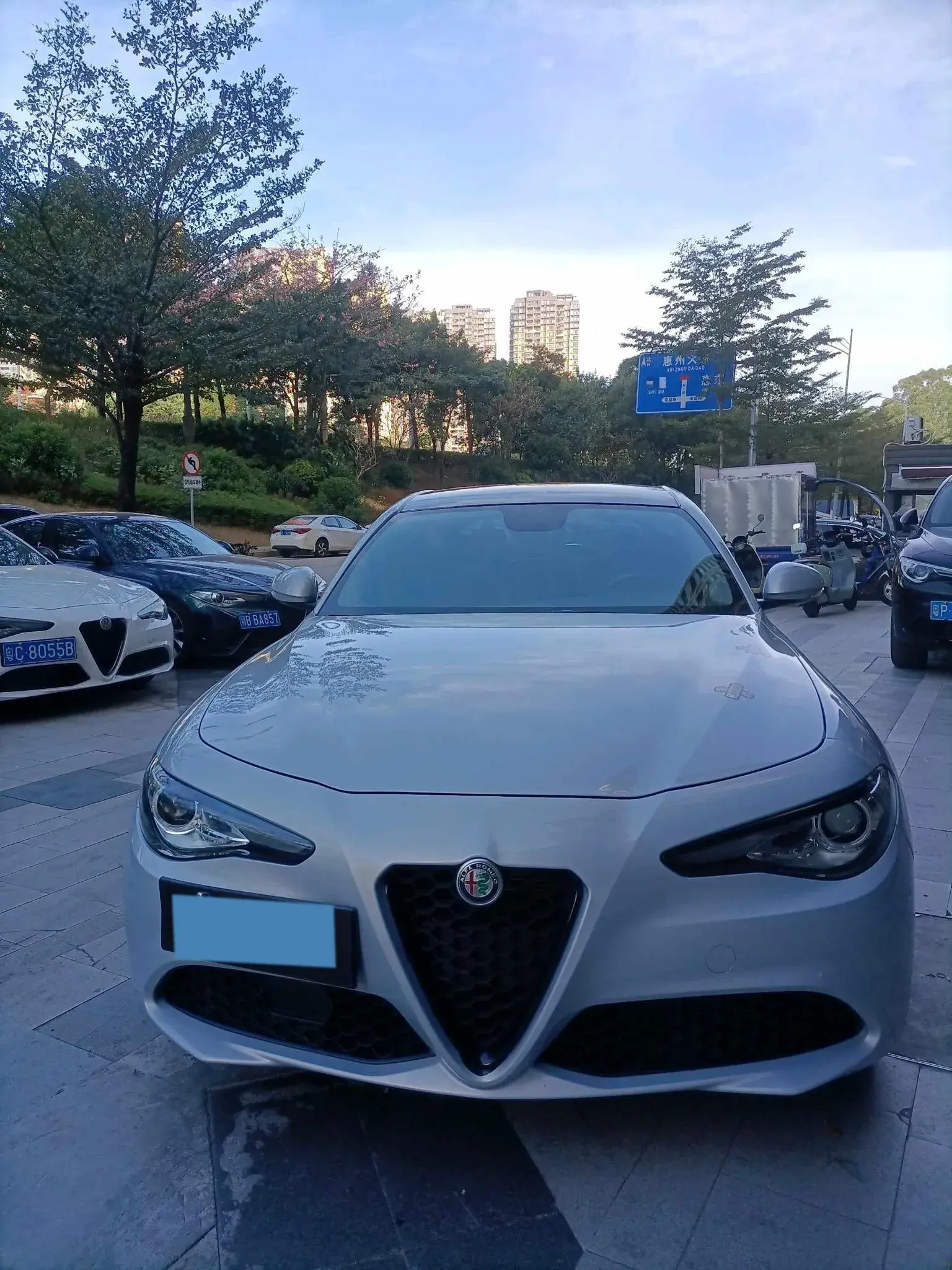 2021 ALFA ROMEO thumbnail 2