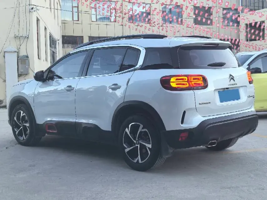 2019 Citroen C5 Aircross 1.6T 167HP L4 6AT,autocango,china used car exporter,china ev exporter,chinese used car exporter,chinese used ev exporter