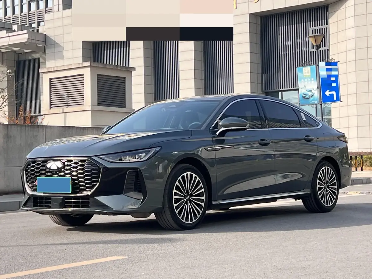 2025 Fulwin FulwinA8L 1.5T 156HP L4 1DHT PHEV 18.67KWH