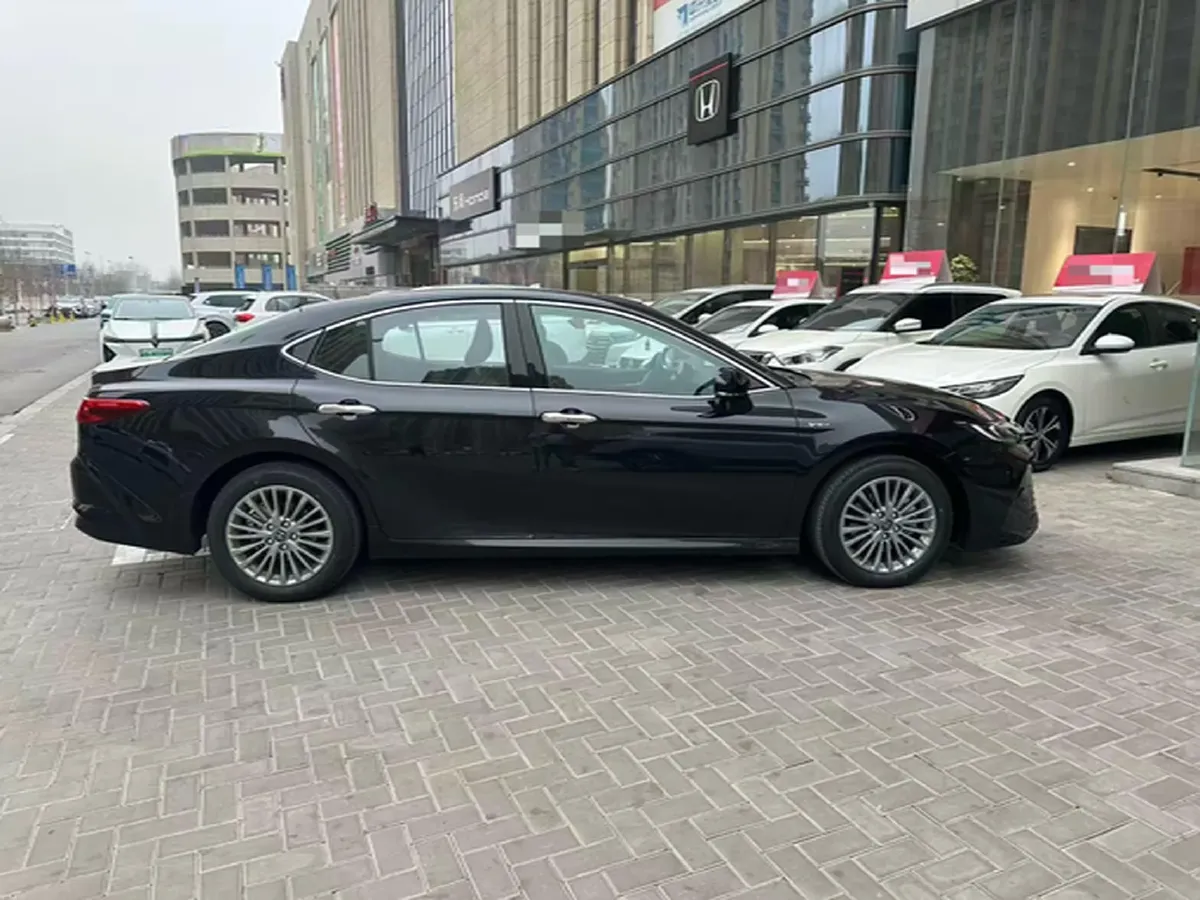 2024 Toyota Camry 2.0L 152HP L4 E-CVT Hybrid,autocango,china used car exporter,china ev exporter,chinese used car exporter,chinese used ev exporter