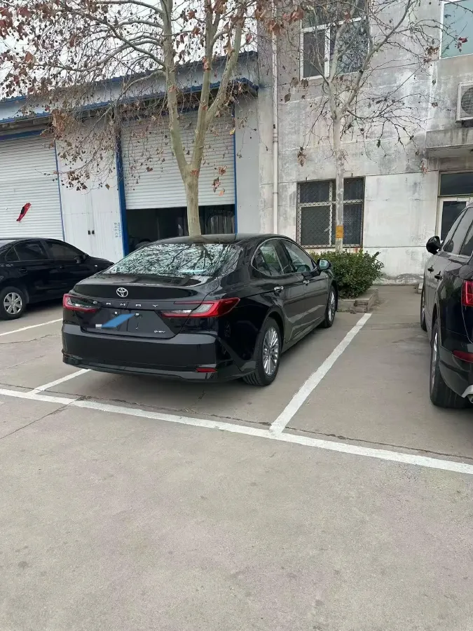 2024 Toyota Camry 2.0L 152HP L4 E-CVT Hybrid,autocango,china used car exporter,china ev exporter,chinese used car exporter,chinese used ev exporter