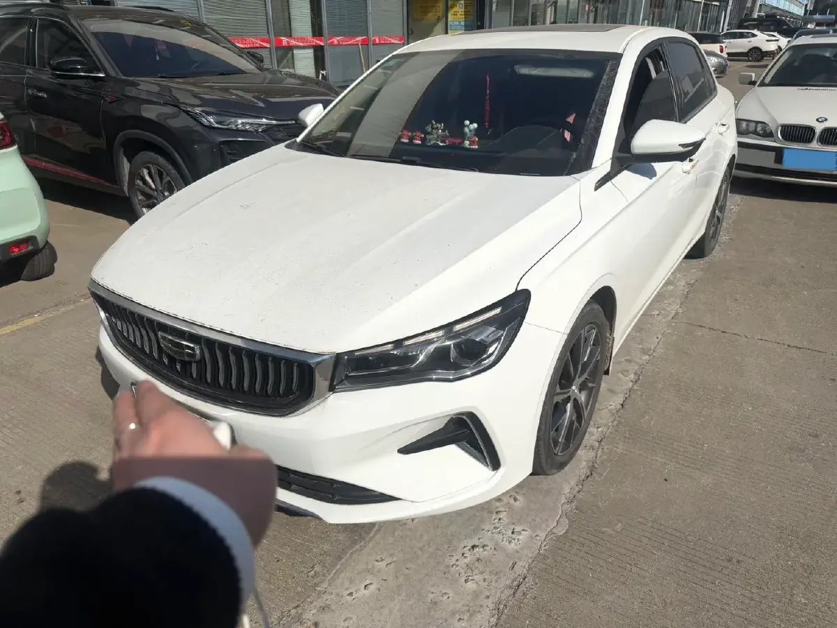 2022 Geely Emgrand L 1.4T 141HP L4 CVT