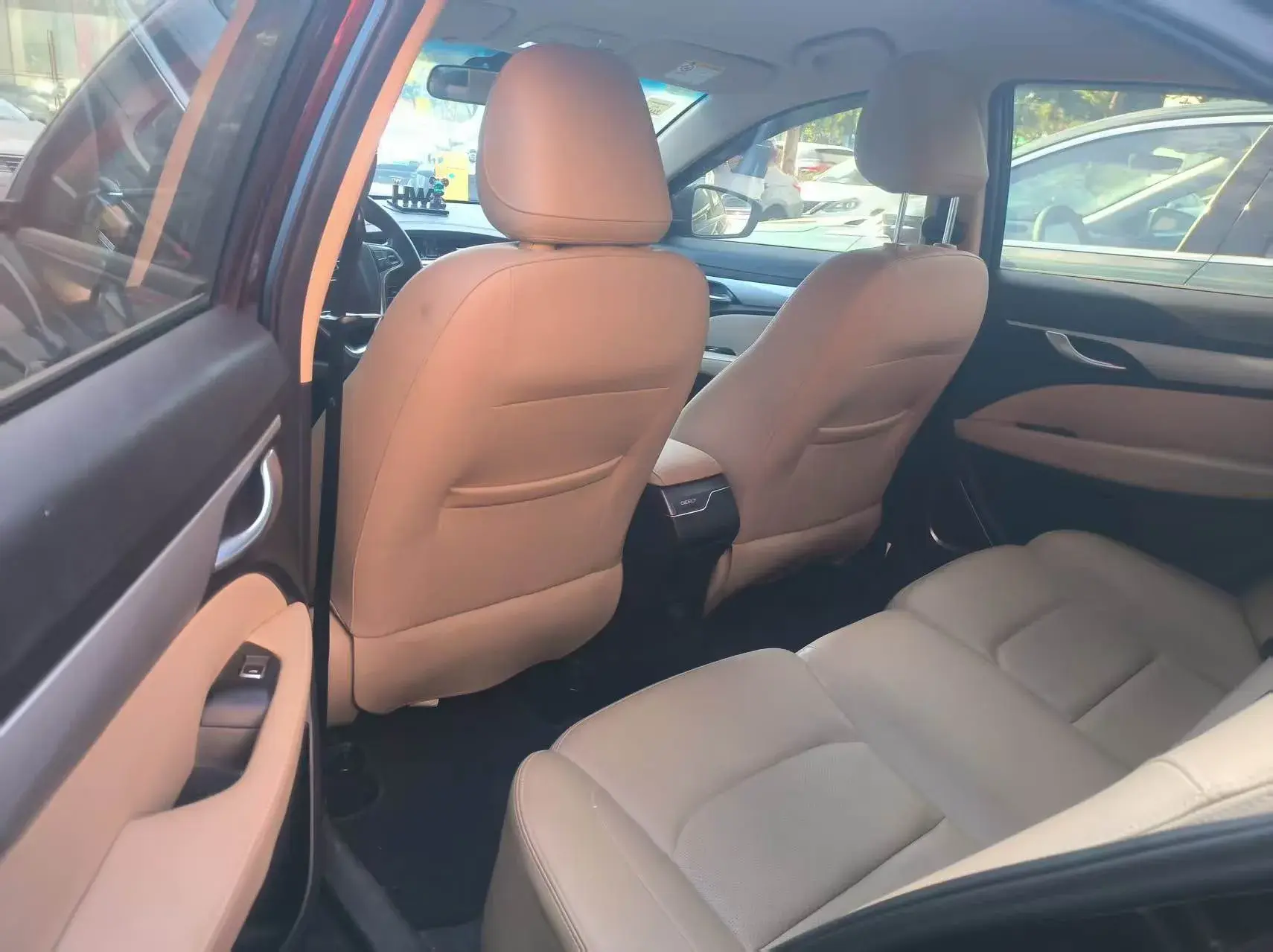 2018 GEELY EMGRAND thumbnail 3