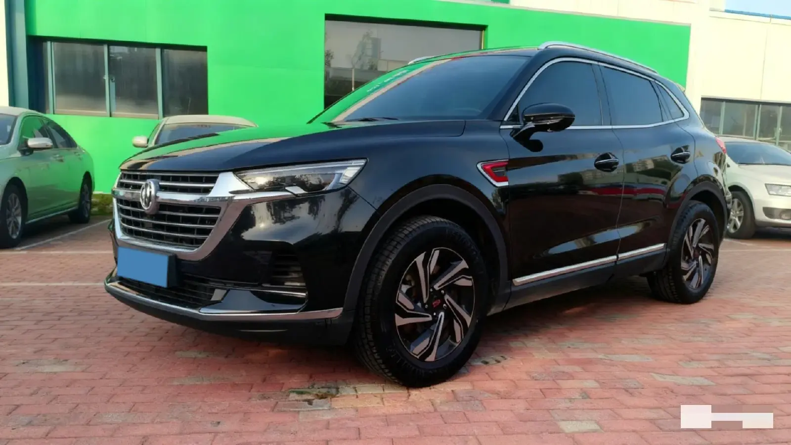 2022 HongQi HS5 2.0T 224HP L4 6AT