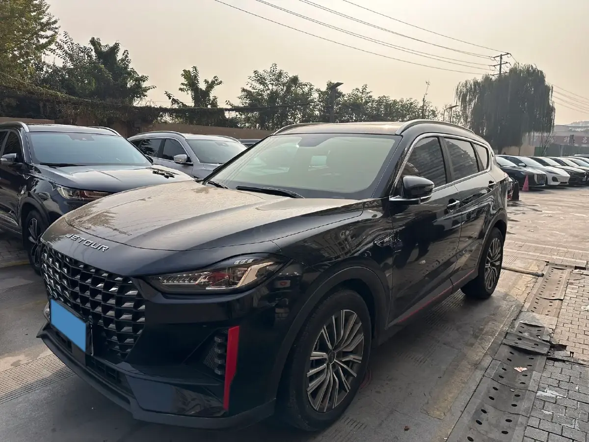 2023 Jetour X70 Plus 1.6T 197HP L4 7DCT