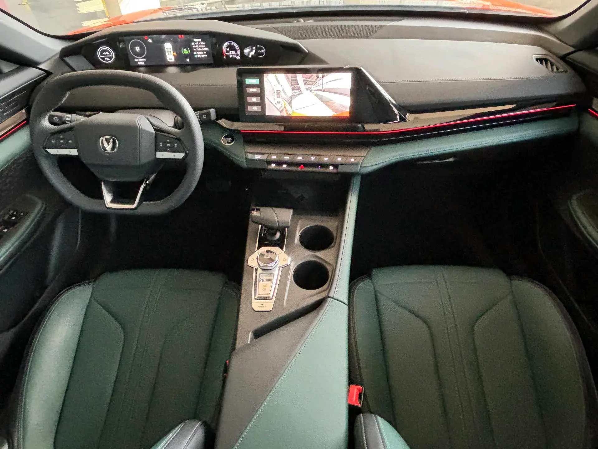 2024 CHANGAN UNI-V thumbnail 2