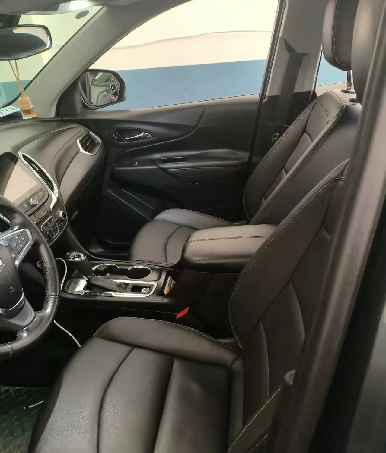 2018 CHEVROLET EQUINOX thumbnail 4