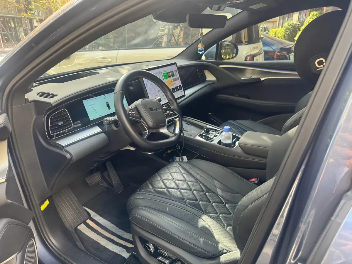 2024 BYD Sea Lion 07 BEV 80.64KWH,autocango,china used car exporter,china ev exporter,chinese used car exporter,chinese used ev exporter