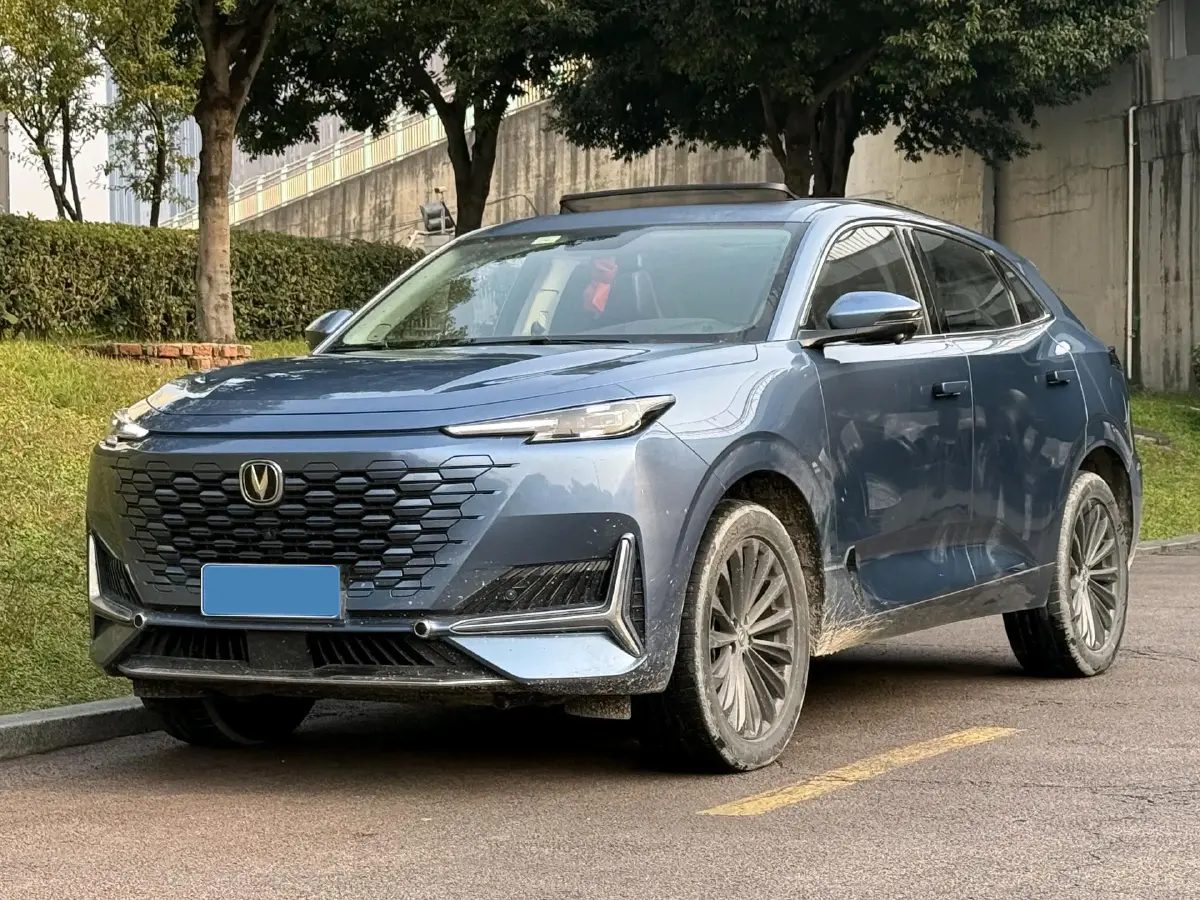 2021 ChangAn UNI-K 2.0T 233HP L4 8AT