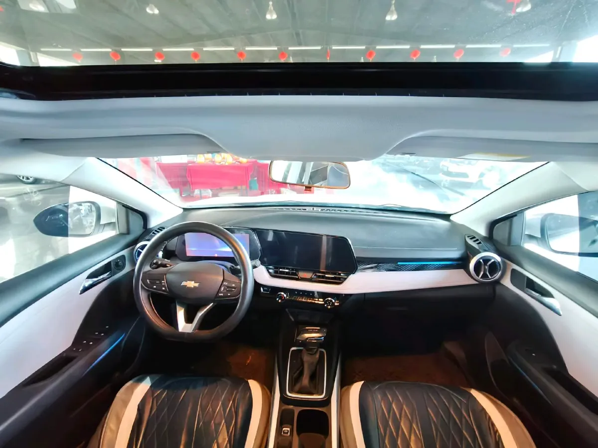 2024 Chevrolet Monza 1.5L 113HP L4 6DCT,autocango,china used car exporter,china ev exporter,chinese used car exporter,chinese used ev exporter