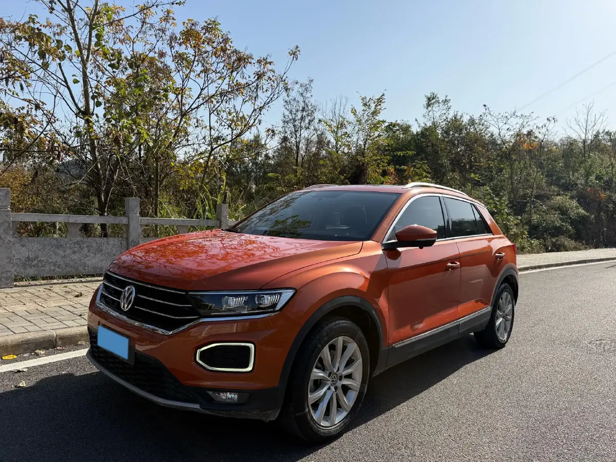 2020 Volkswagen T-Roc 1.4T 131HP L4 7DCT