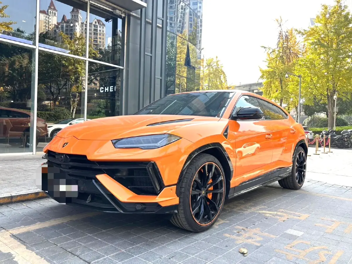 2023 Lamborghini Urus 4.0T 641HP V8 8AT