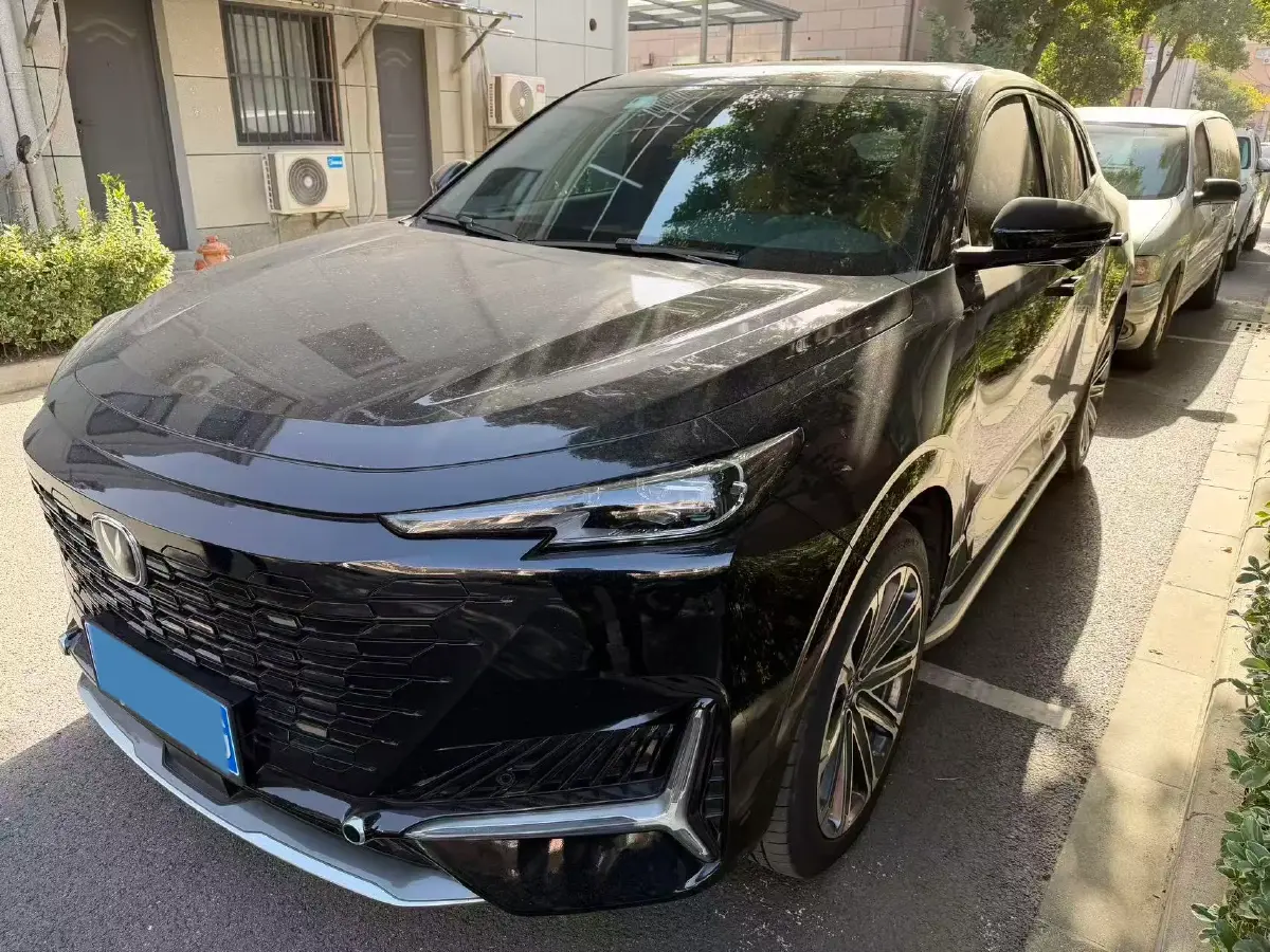 2021 ChangAn UNI-K 2.0T 233HP L4 8AT