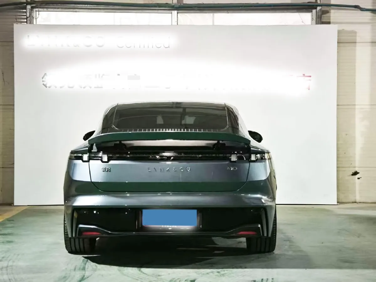 2025 LYNK&CO Z10 BEV 95KWH,autocango,china used car exporter,china ev exporter,chinese used car exporter,chinese used ev exporter