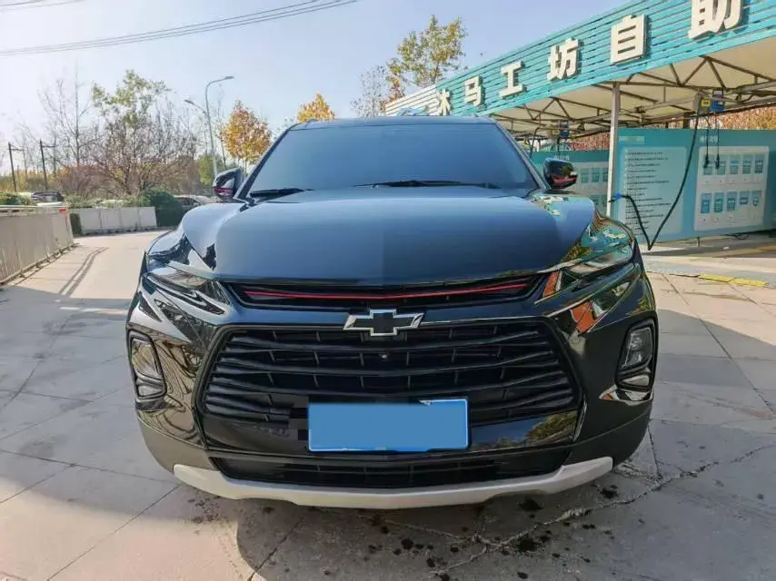 2021 CHEVROLET EQUINOX thumbnail 2