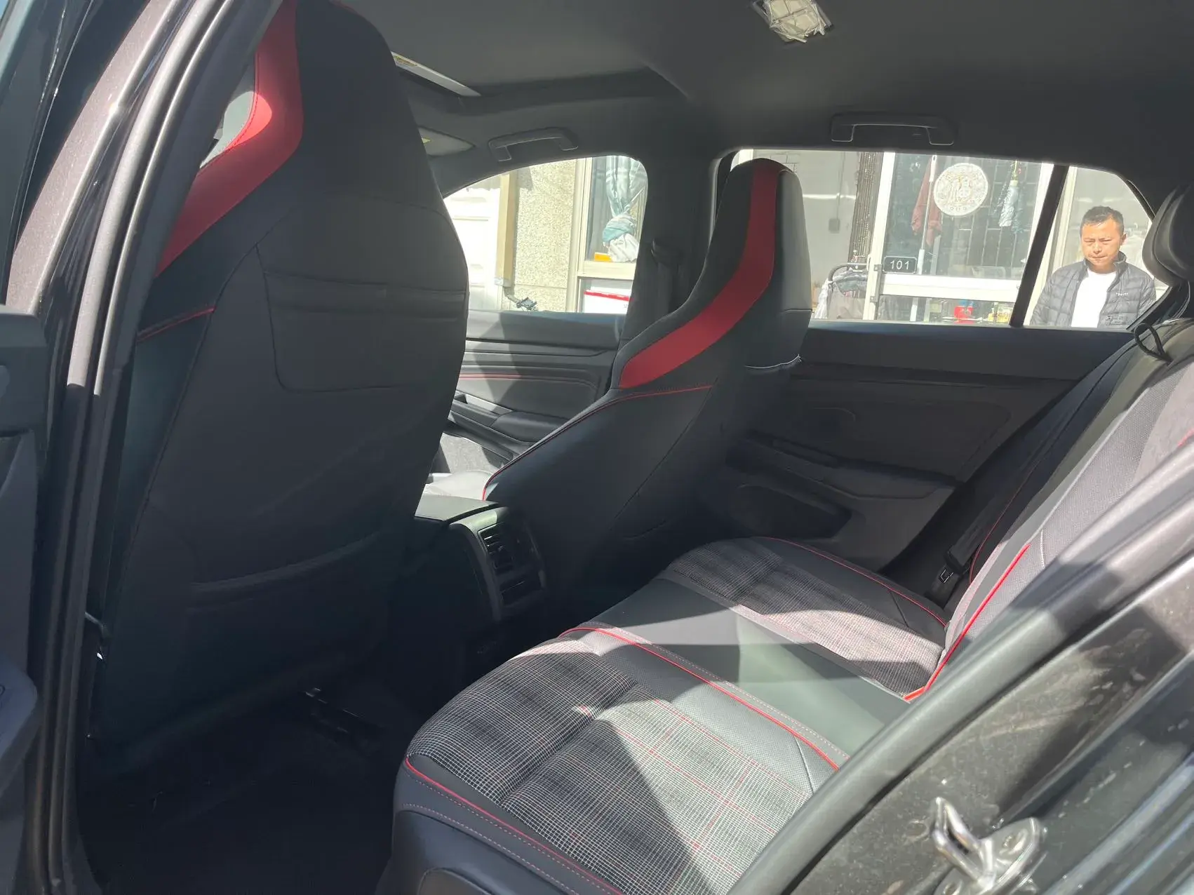 2021 VOLKSWAGEN GOLFGTI thumbnail 4