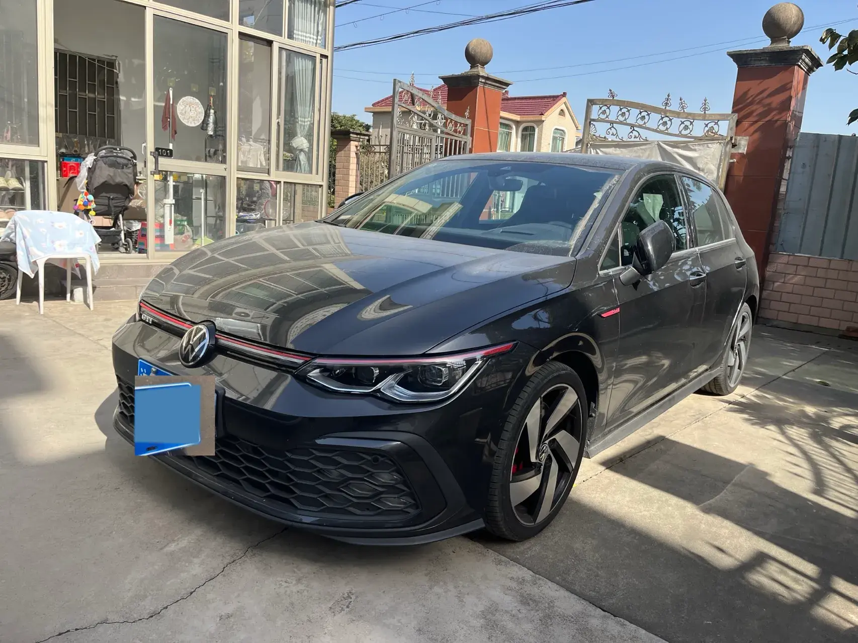 2021 VOLKSWAGEN GOLFGTI view 1