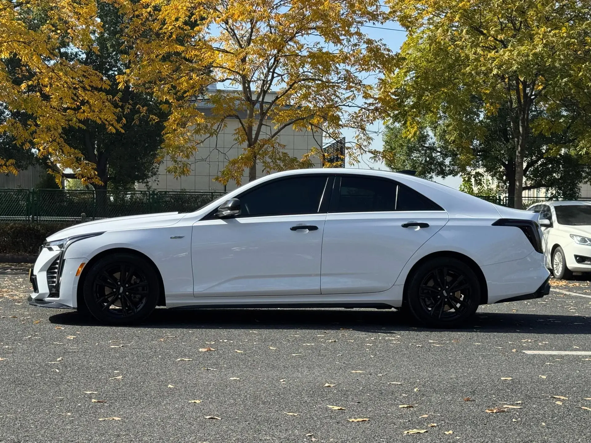 2023 CADILLAC CT4 thumbnail 3