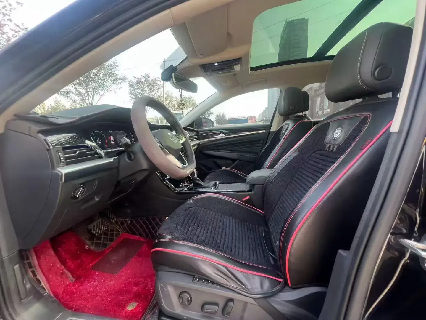 2022 VOLKSWAGEN PASSAT thumbnail 3