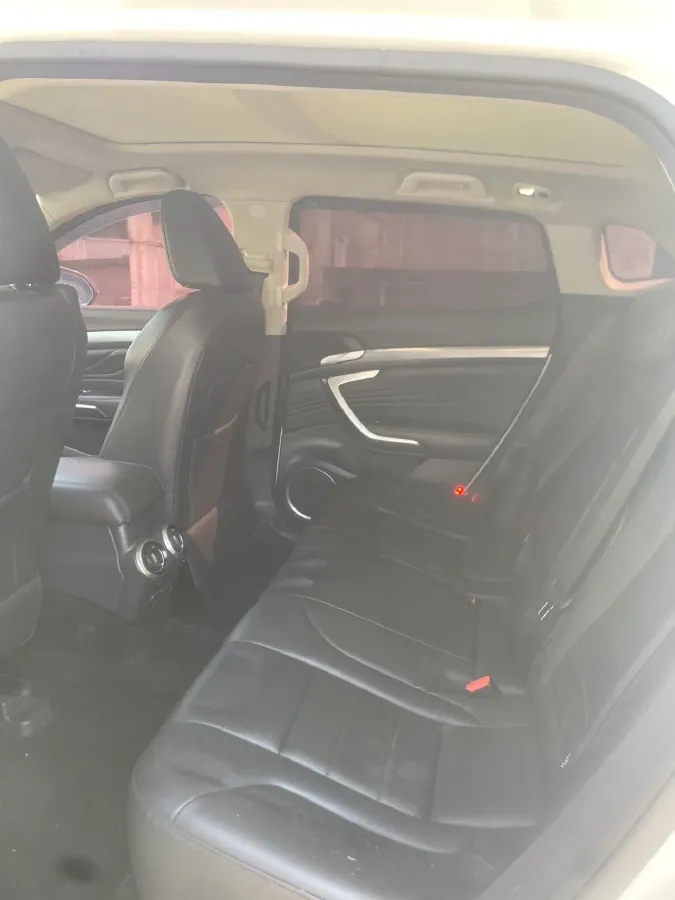 2017 Zotye T700 2.0T 190HP L4 8AT,autocango,china used car exporter,china ev exporter,chinese used car exporter,chinese used ev exporter