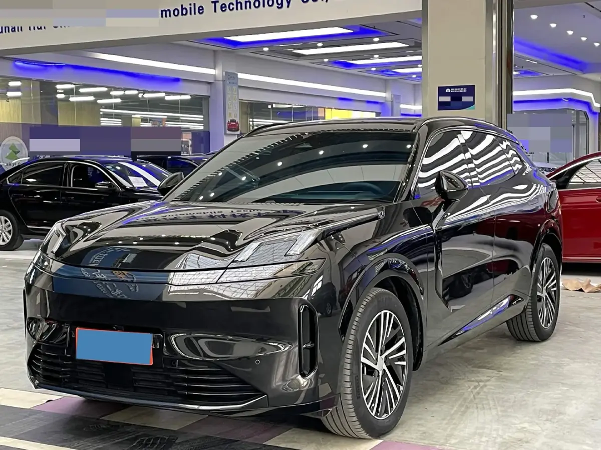 2023 LYNK&CO 08 EM-P 1.5T 163HP L4 3DHT PHEV 39.8KWH