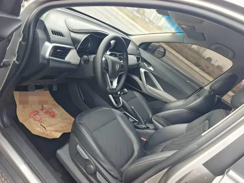 2017 BAOJUN 510 thumbnail 4