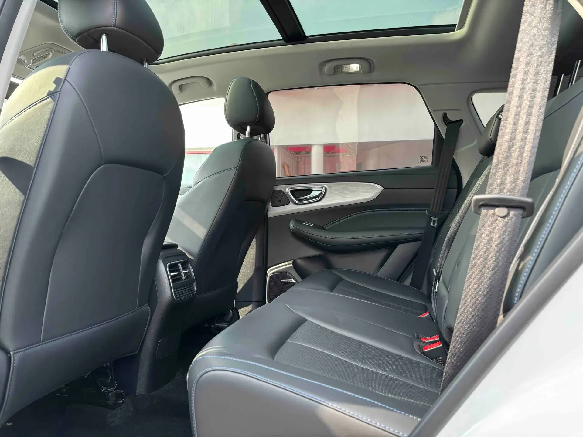 2022 ROEWE RX5 thumbnail 4