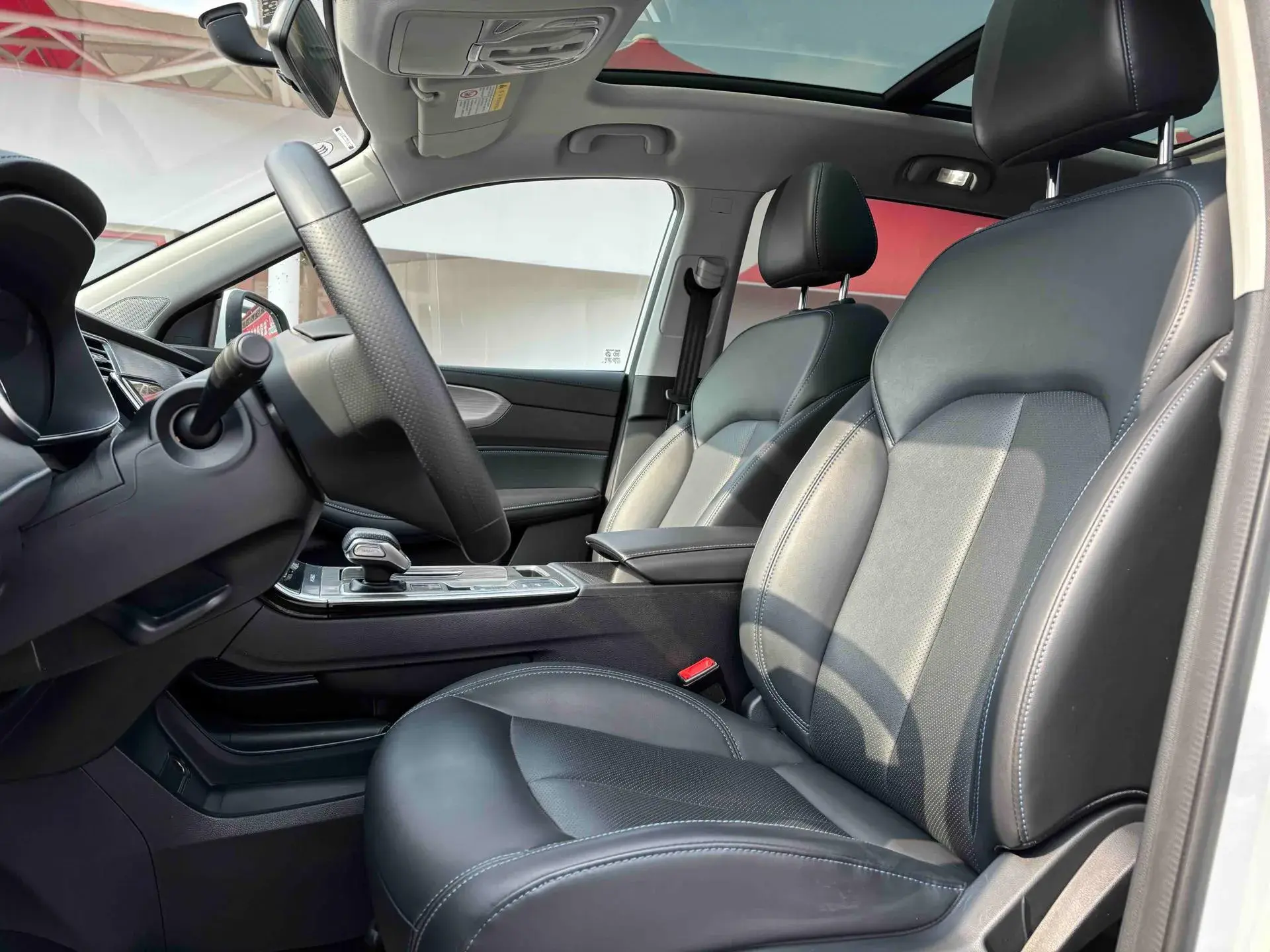 2022 ROEWE RX5 thumbnail 3