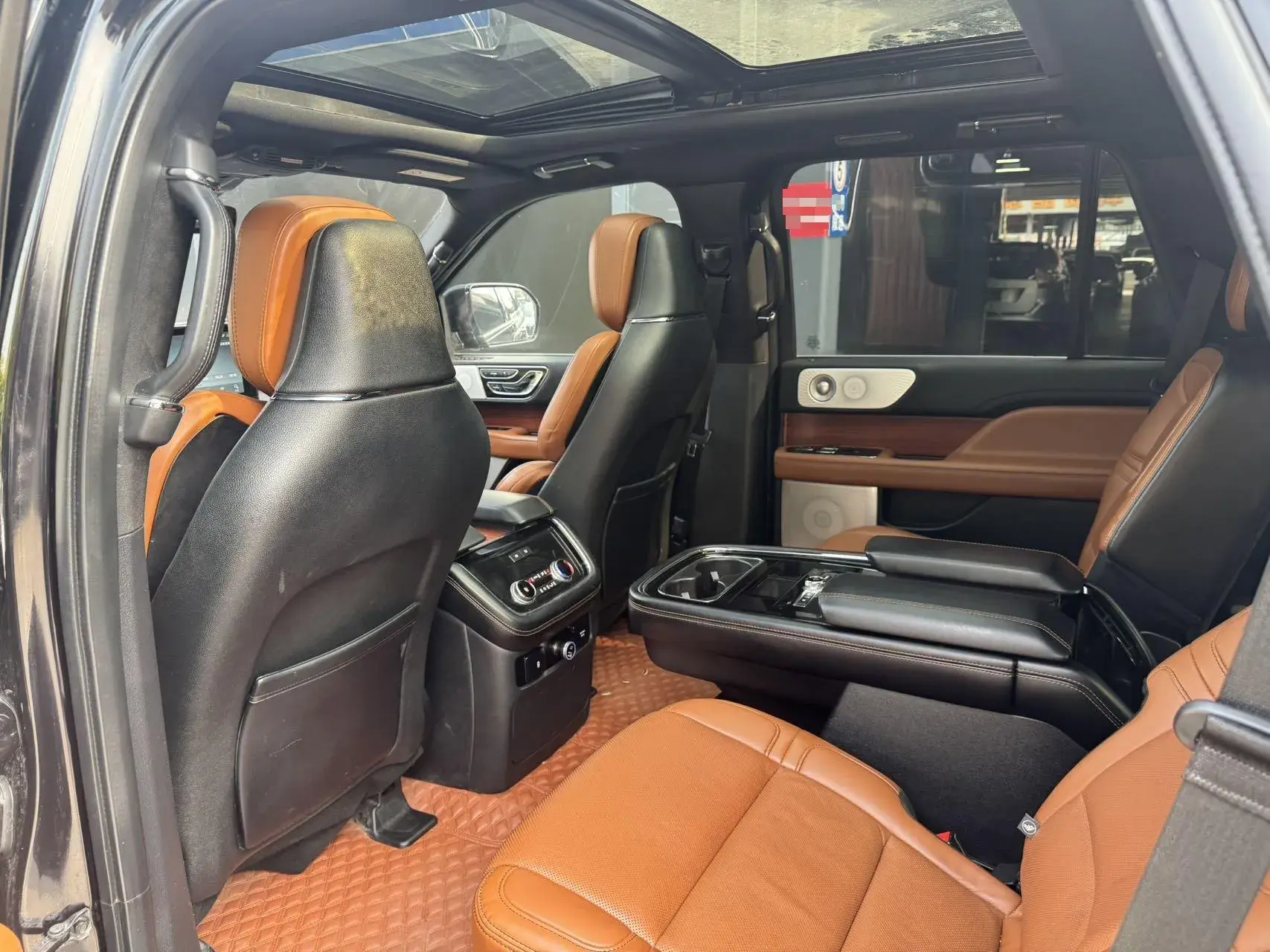 2020 LINCOLN NAVIGATOR thumbnail 4