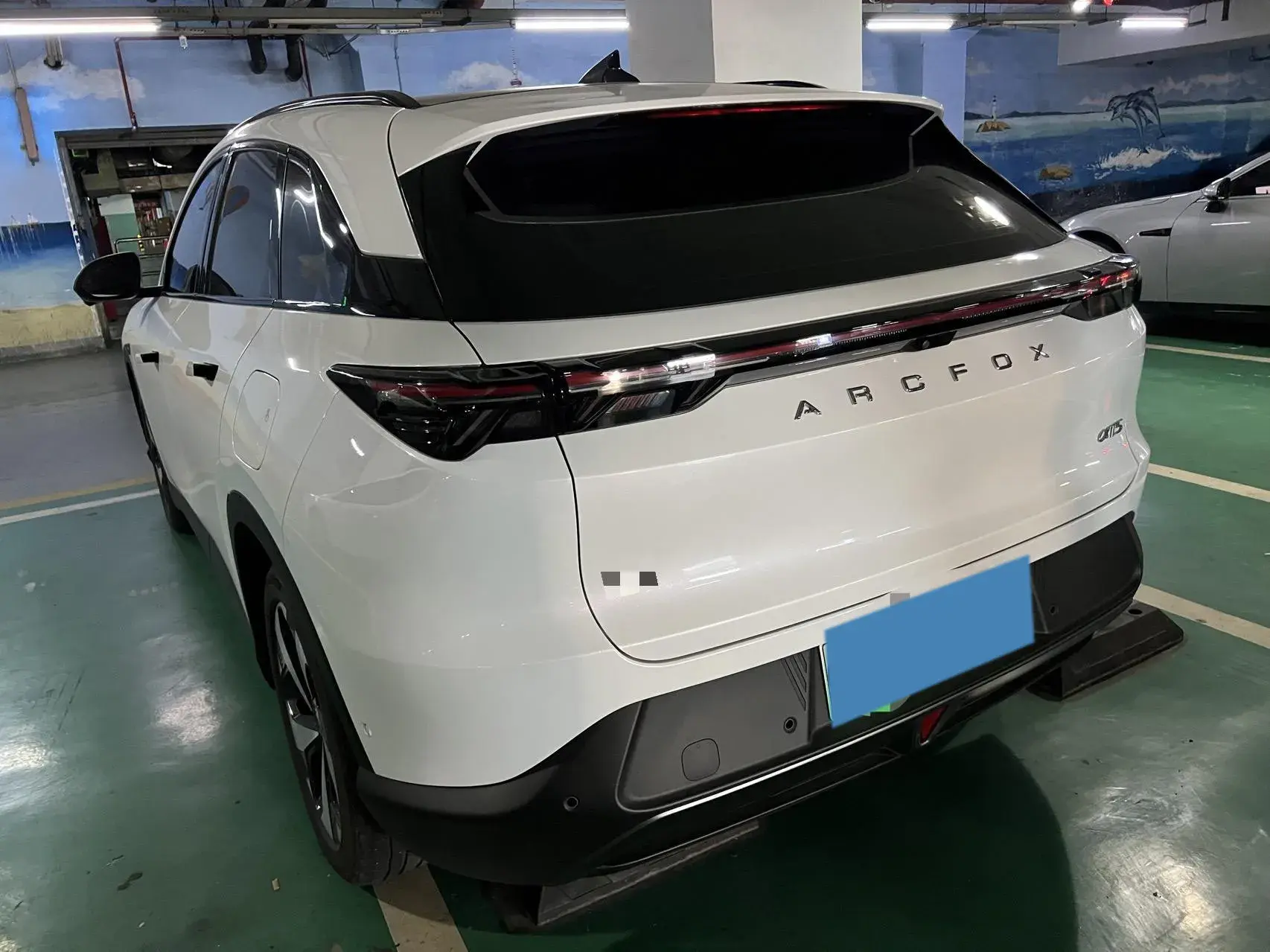 2024 ARCFOX ΑT5 thumbnail 2