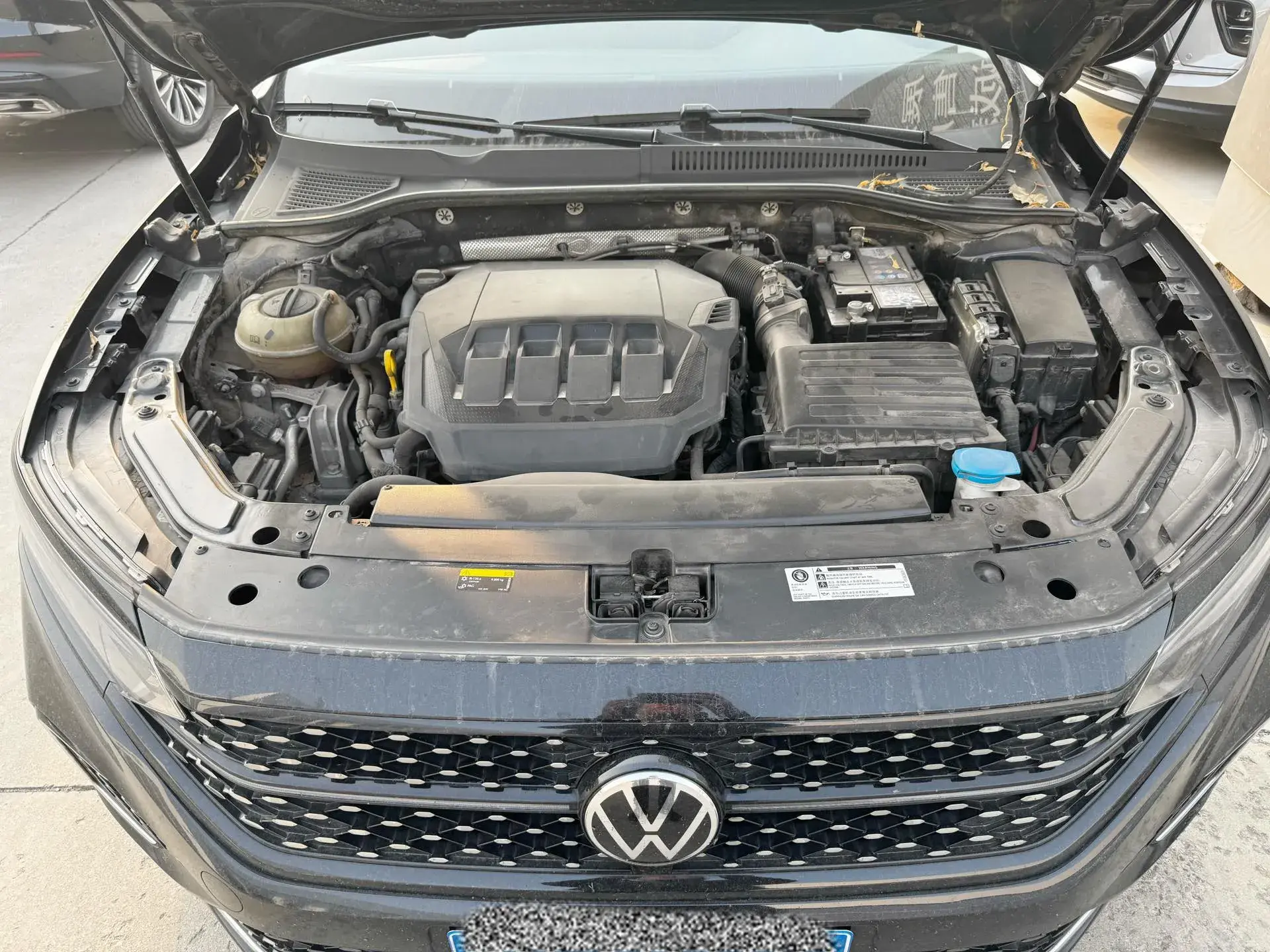 2022 VOLKSWAGEN PASSAT thumbnail 4