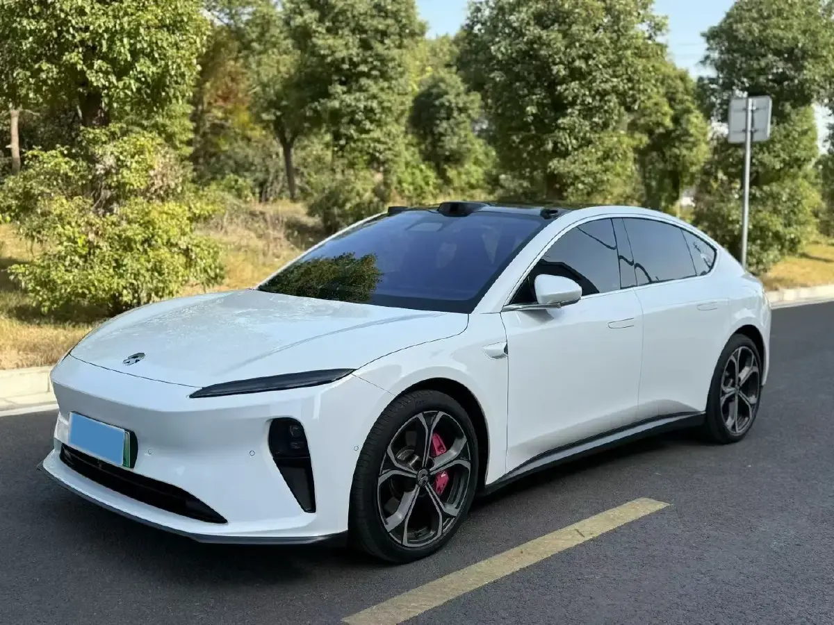 2024 NIO ET5 BEV 75KWH