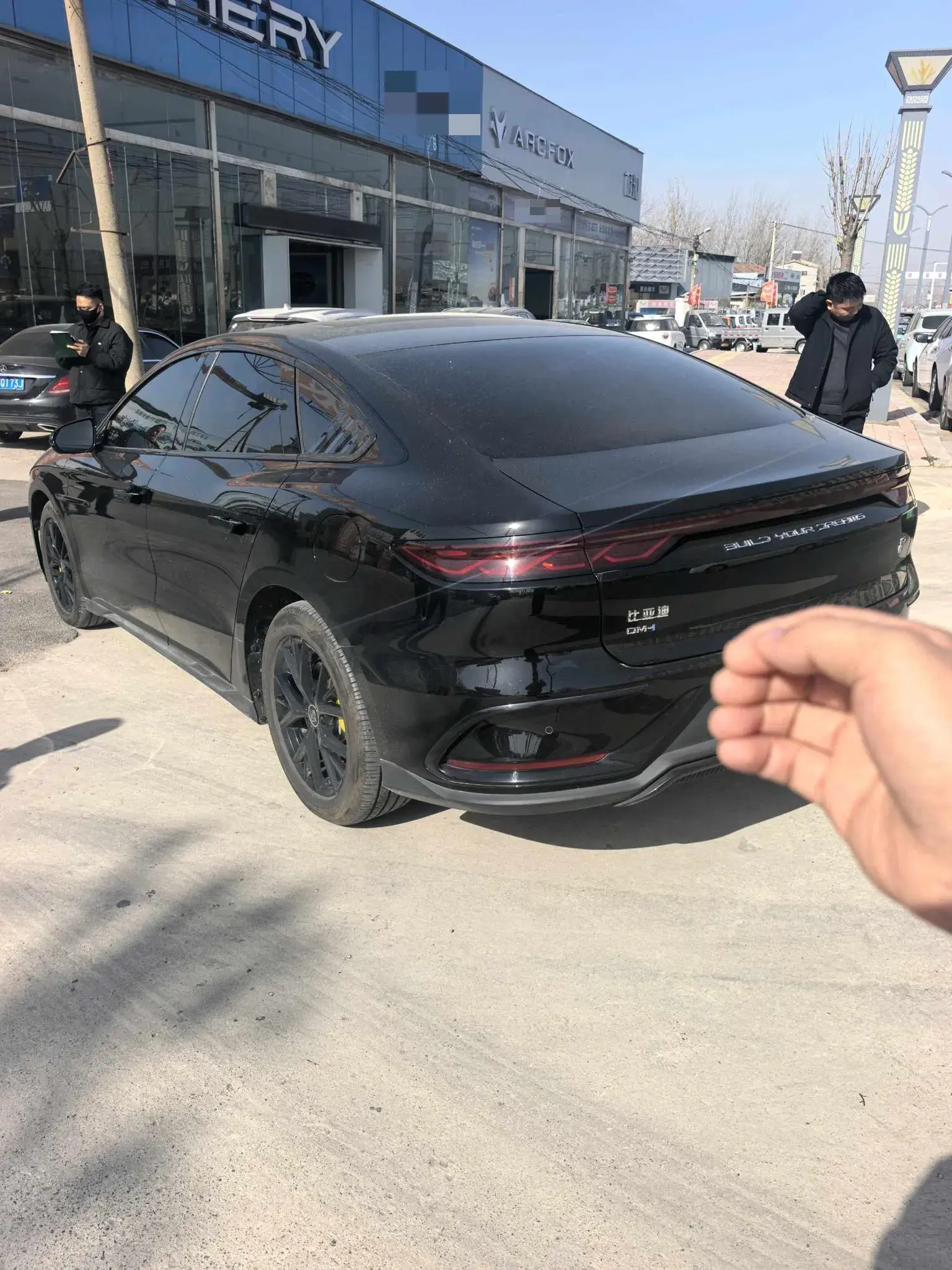 2024 BYD HAN thumbnail 4