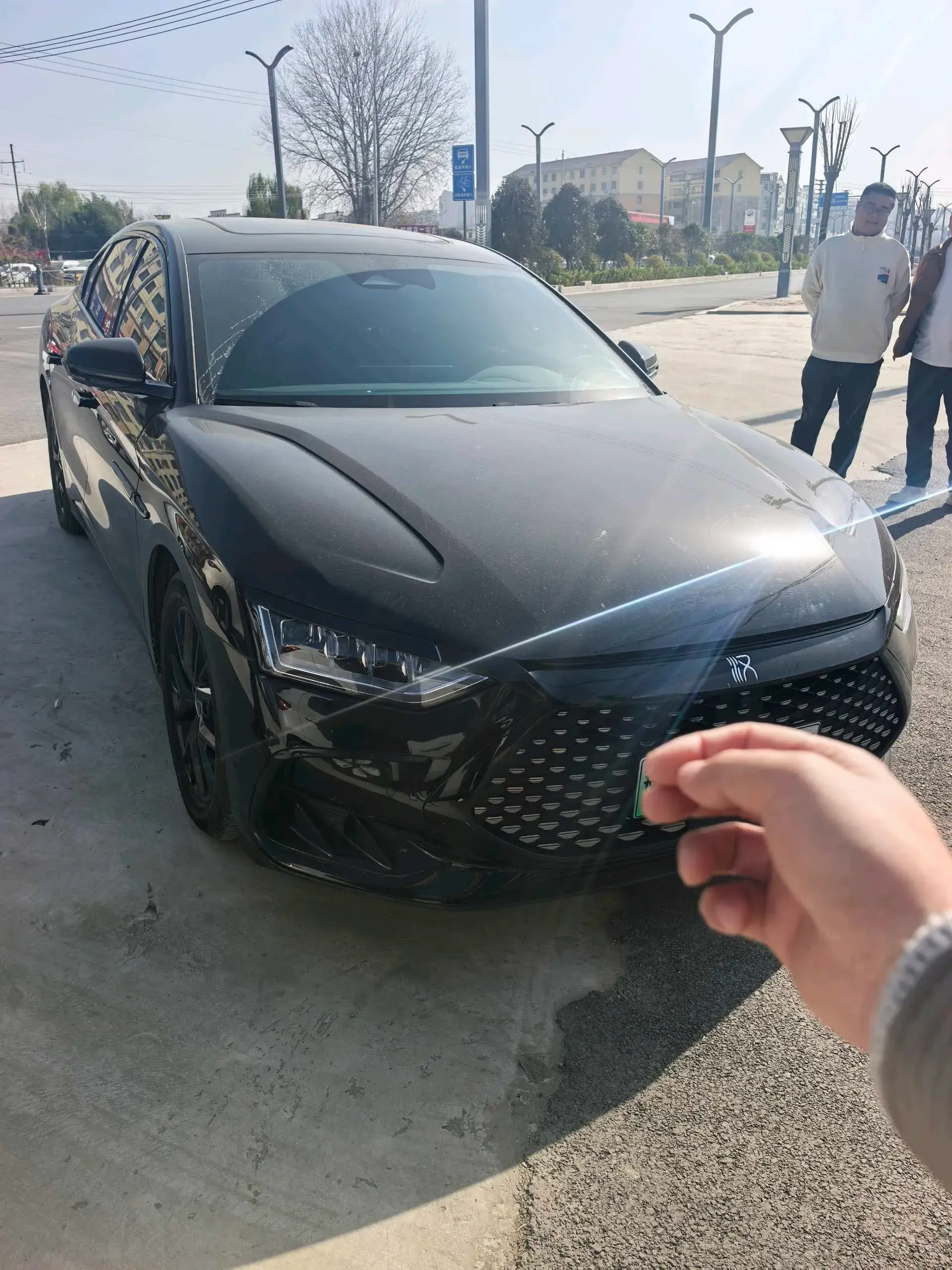 2024 BYD HAN thumbnail 2