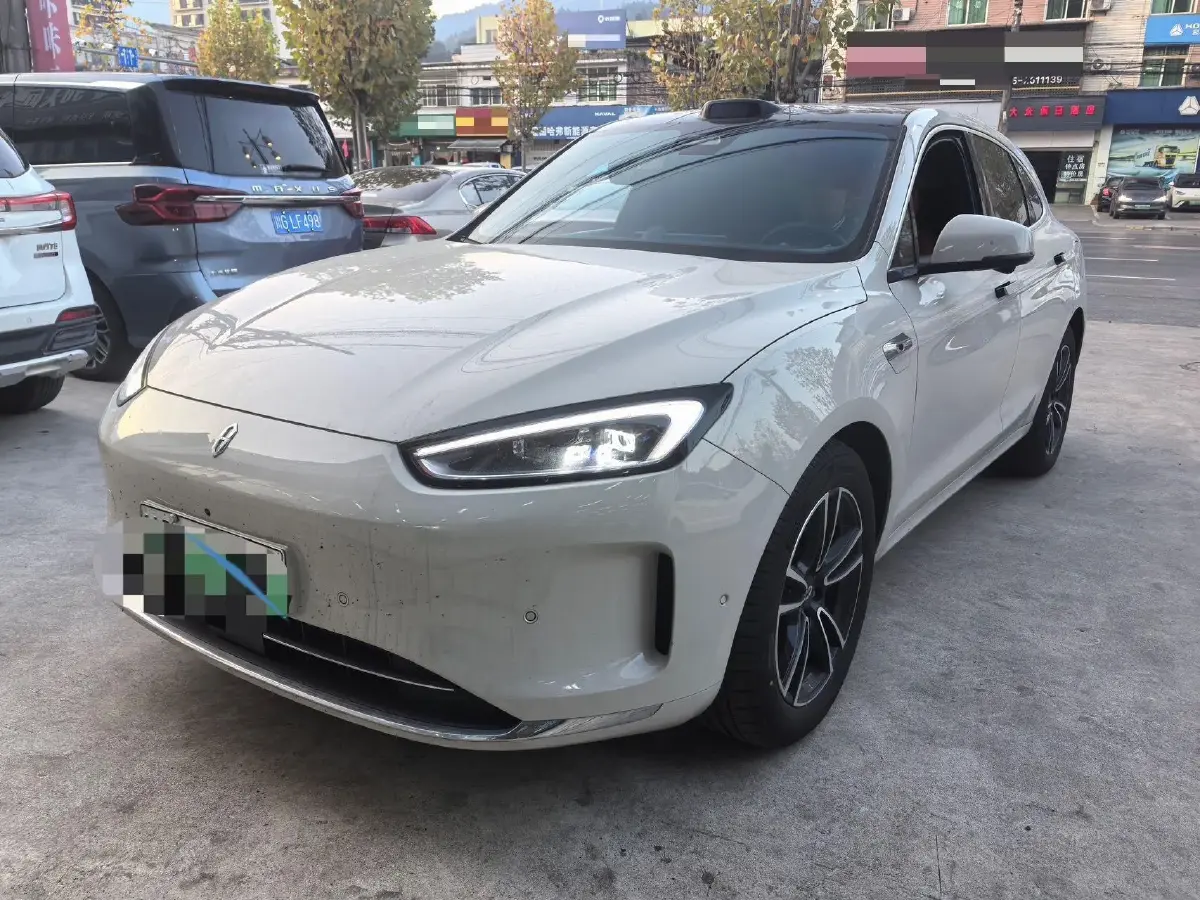 2025 HIMA AITO M5 BEV 83KWH