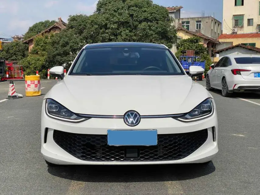 2022 VOLKSWAGEN LAMANDO thumbnail 2