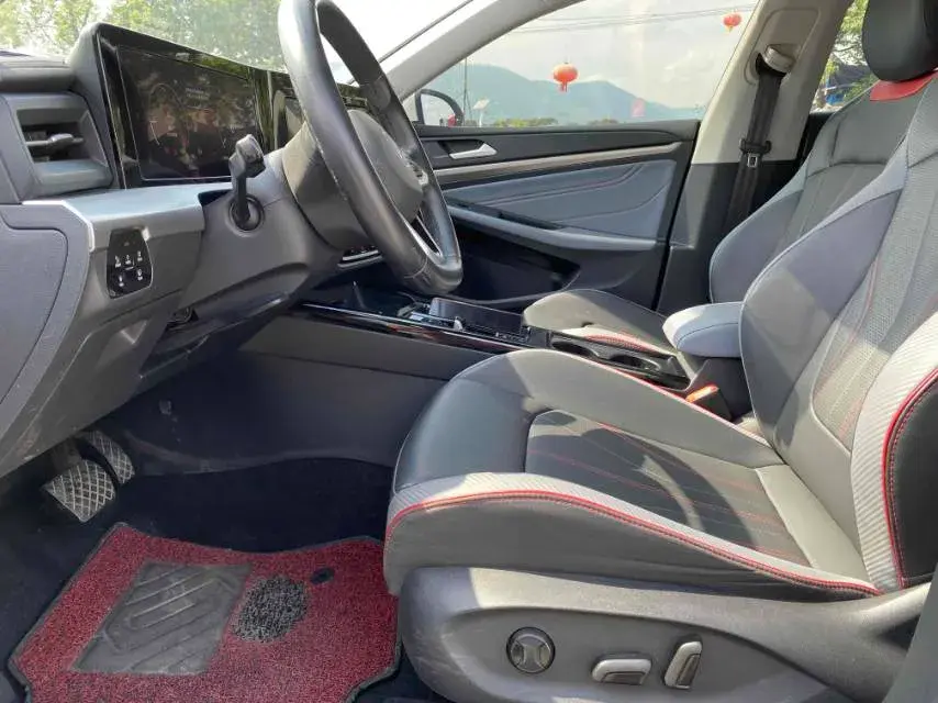 2022 VOLKSWAGEN LAMANDO thumbnail 4