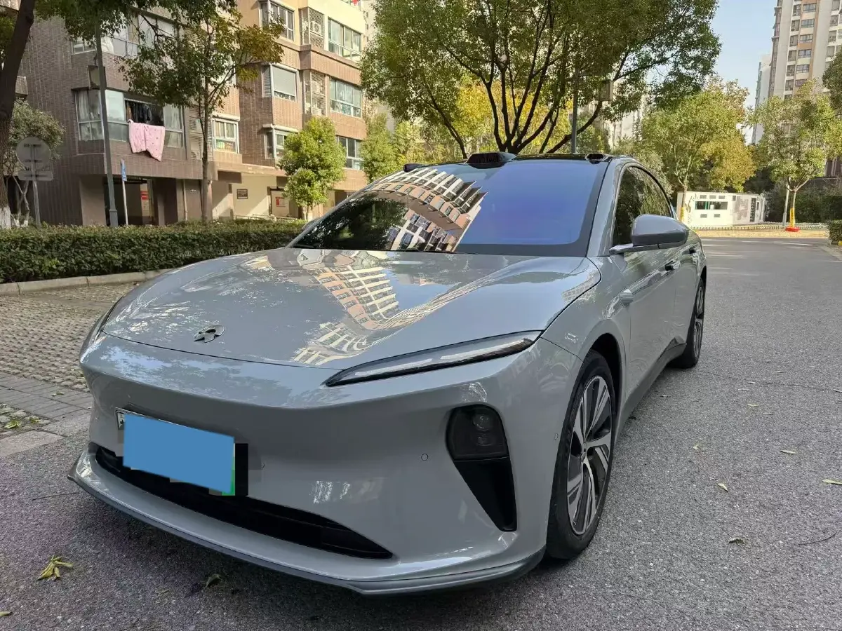 2024 NIO ET5 BEV 75KWH